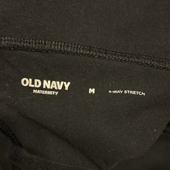 Old Navy Maternity Shorts - Picture 4 of 4